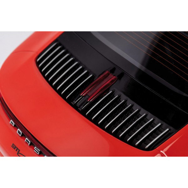 Porsche 911 (992) Carrera 4S - 2020 - Arancione lava 1/8