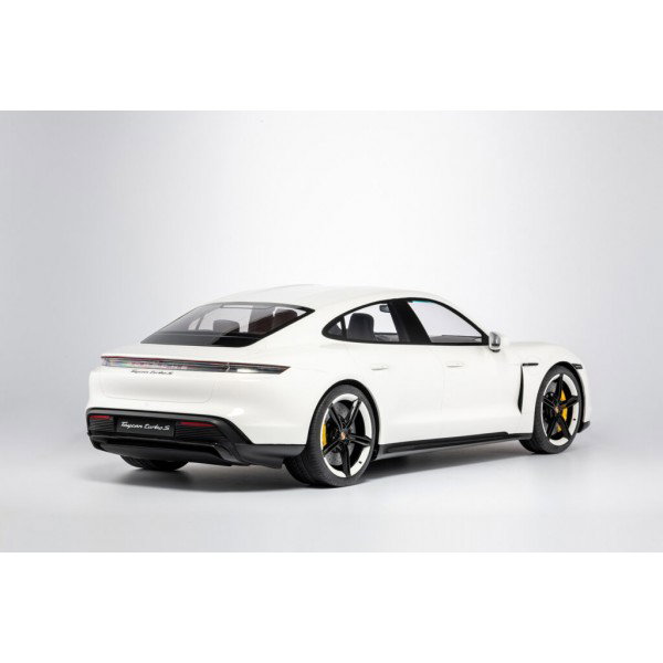 Porsche Taycan Turbo S - 2020 - blanc 1/8