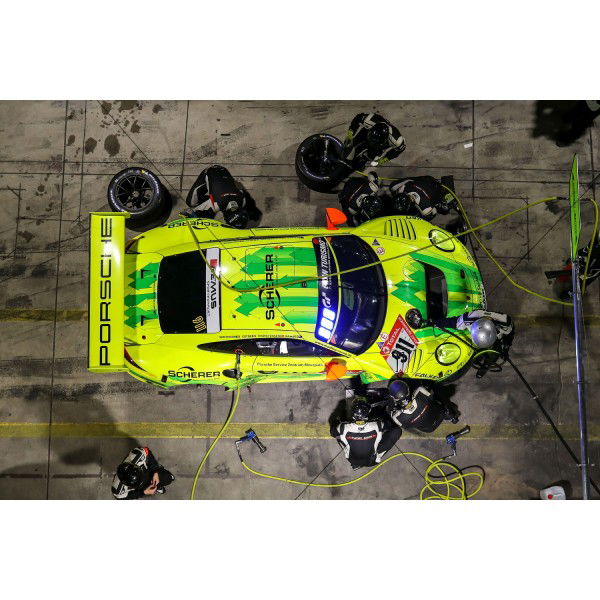 Manthey-Racing GT3 R Art Print - 24h Race Nürburgring 2019 - Vista dall'alto