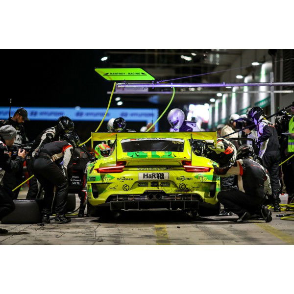 Manthey-Racing GT3 R Art Print - Carrera de las 24h de Nürburgring 2019 - Vista trasera I
