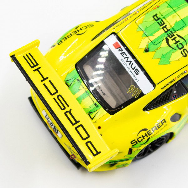 Manthey-Racing Porsche 911 GT3 R - 2019 Carrera de 24h de Nürburgring #911 1/43