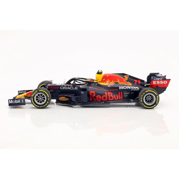 Sergio Pérez Red Bull Racing Honda RB16B Emilia Romagna GP 2021