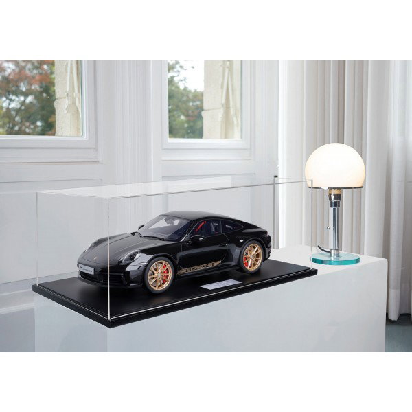 Porsche 911 (992) Carrera 4S - 2020 - Noir profond métallique 1/8