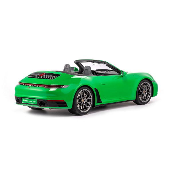 Porsche 911 (992) Carrera 4S Cabriolet - 2020 - Python green 1/8