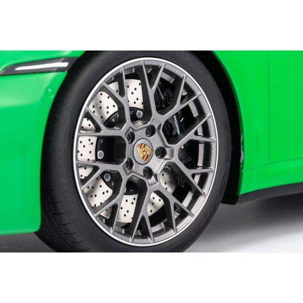 Porsche 911 (992) Carrera 4S Cabriolet - 2020 - Verde pitón 1/8