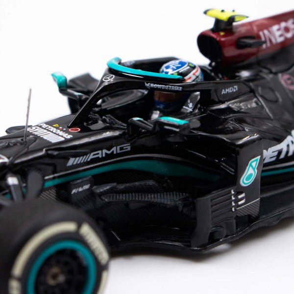 Mercedes-AMG Petronas F1 Team 2021 Hamilton / Bottas Doppel-Set 1:43