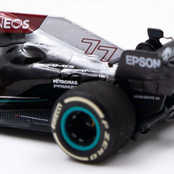Mercedes-AMG Petronas F1 Team 2021 Hamilton / Bottas Doppel-Set 1:43