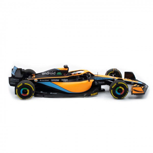 Daniel Ricciardo McLaren F1 Team MCL36 Formel 1 Bahrain GP 2022 1:43