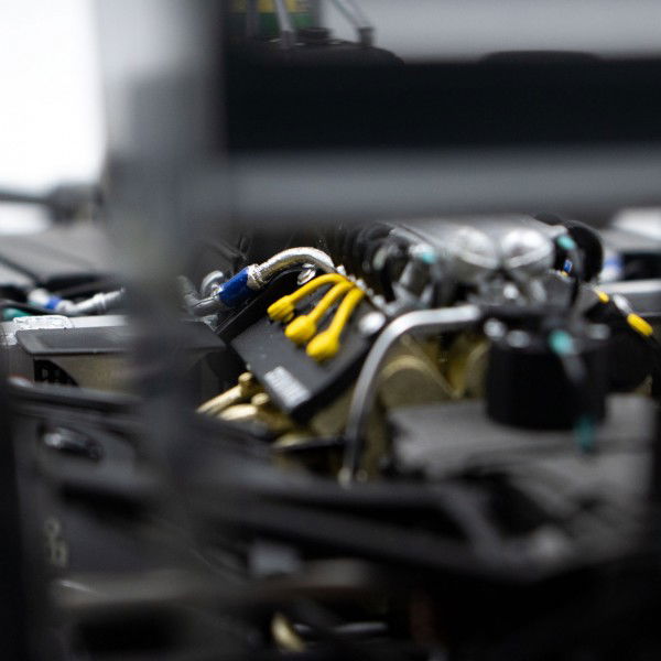 Ayrton Senna Lotus 97T #12 Gewinner Portugal GP Formel 1 1985 1:18