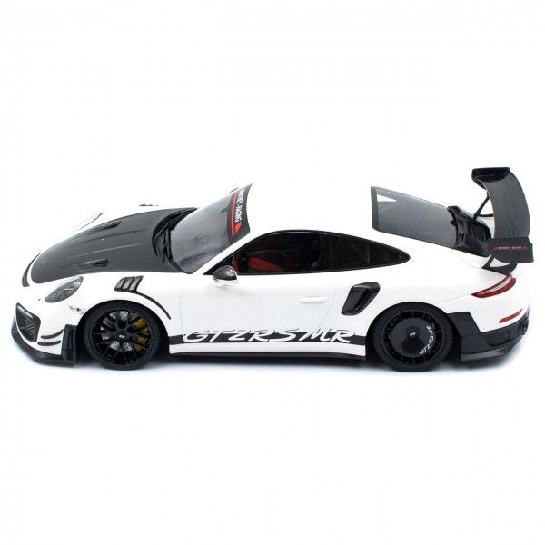 Manthey-Racing Porsche 911 GT2 RS MR 1/18 white