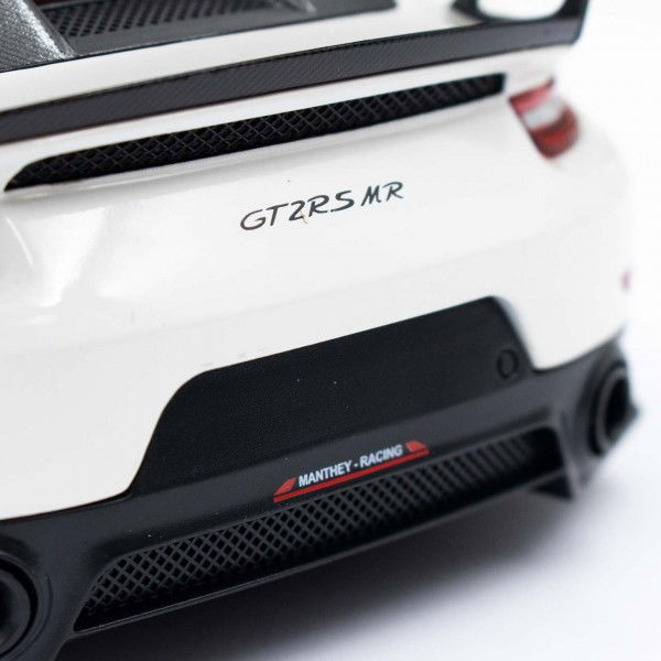 Manthey-Racing Porsche 911 GT2 RS MR 1/18 white