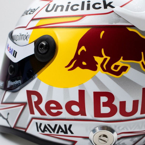 Sergio Pérez miniature helmet Formula 1 Japan GP 2022 1/2