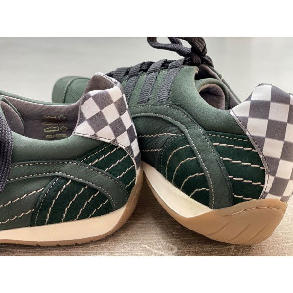 Gulf Lady Racing Sneaker Brexit