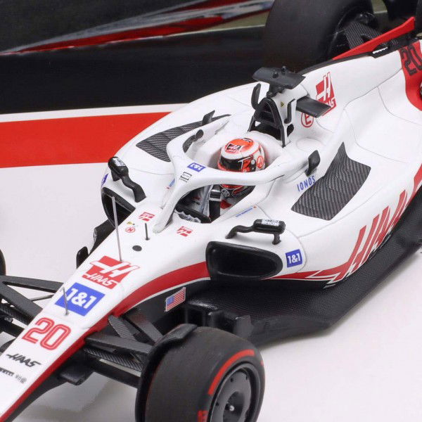 Haas F1 Team 2022 Schumacher/ Magnussen Doppel-Set 1:43