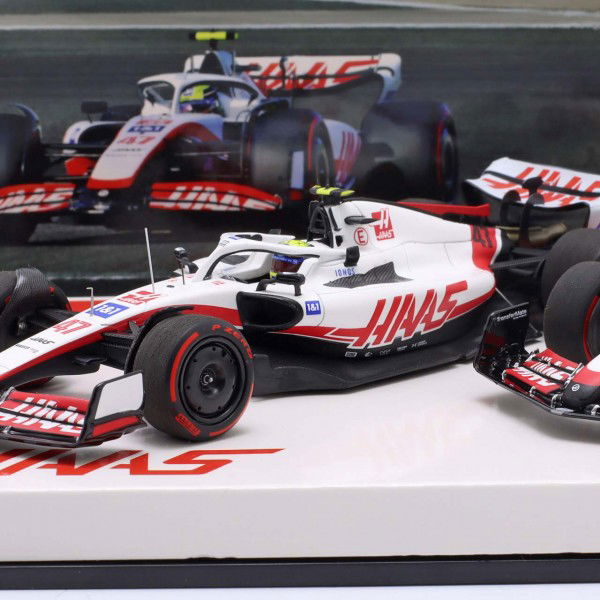 Haas F1 Team 2022 Schumacher/ Magnussen Doppel-Set 1:43