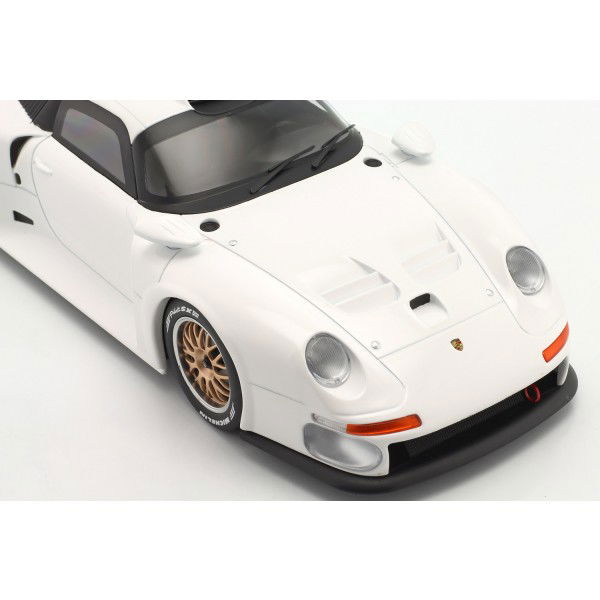 Porsche 911 GT1 white 1/18