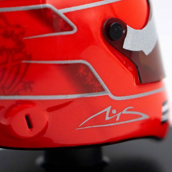 Michael Schumacher casco miniatura 2010 1/8