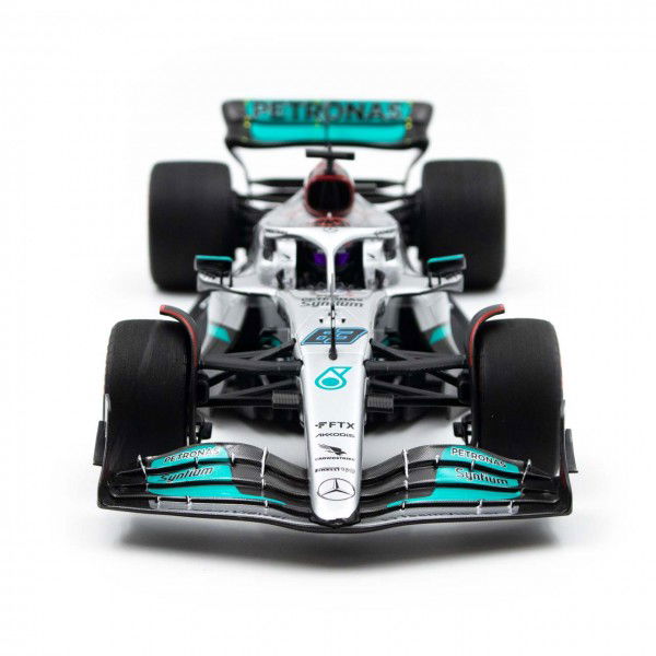 George Russell Mercedes AMG Petronas W13 2022 1:18