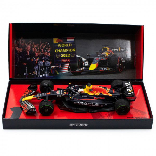 Max Verstappen Oracle Red Bull Racing RB18 Formula 1 Winner