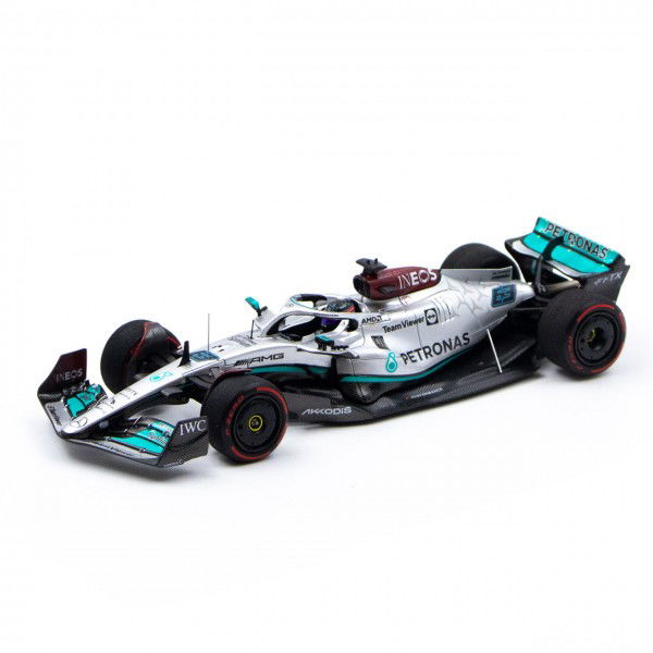 Mercedes AMG Petronas F1 Team W13 Hamilton / Russell 2022 1:43