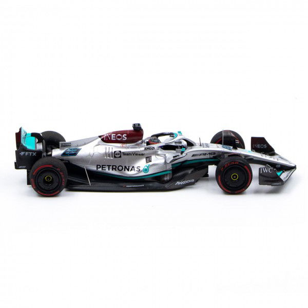 F1 2022 メルセデス ペトロナス W13 ハミルトン ラッセル Tシャツ Mercedes AMG Petronas F1 Team W13 Hamilton ⁄ Russell 2022 Double Set  Limited Edition 1⁄43