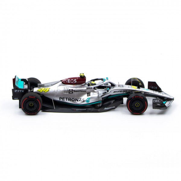 Mercedes AMG Petronas F1 Team W13 Hamilton / Russell 2022 1:43