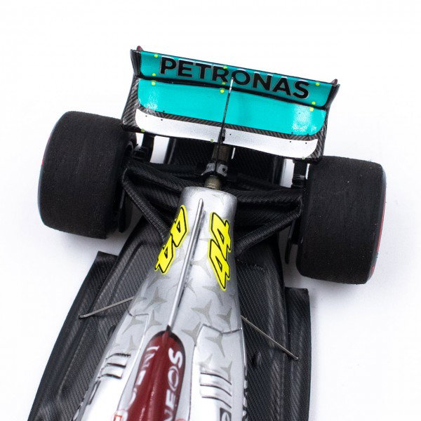Mercedes AMG Petronas F1 Team W13 Hamilton / Russell 2022 Double