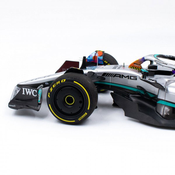 George Russell Mercedes AMG Petronas W13 Formel 1 Miami GP 2022 1:18