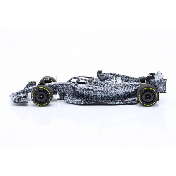 Zhou Guanyu Alfa Romeo F1 Team ORLEN C42 Test Barcelona 2022 1:18