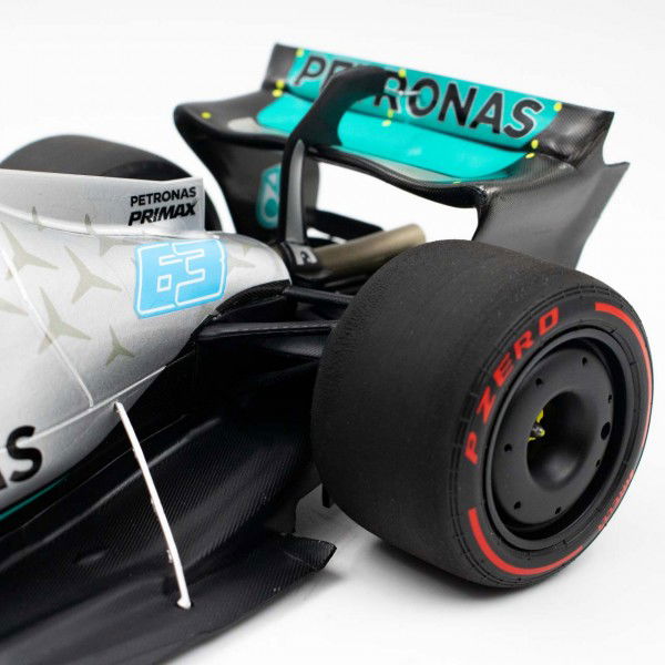 George Russell Mercedes AMG Petronas W13 Sieger Brasilien GP 2022 1:18