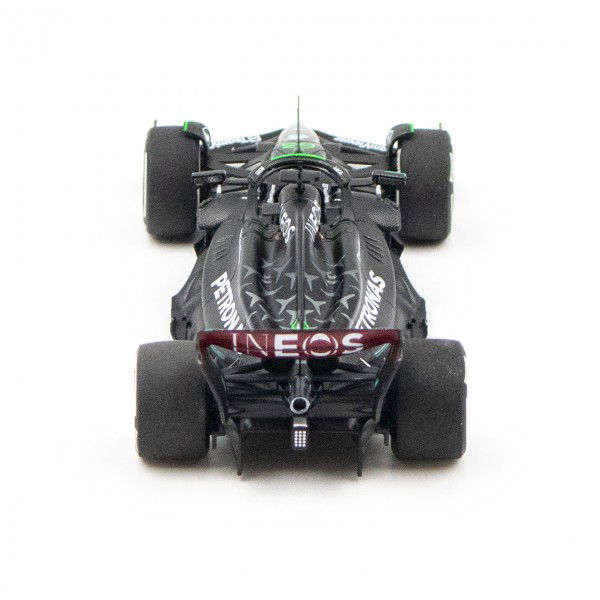 George Russell Mercedes AMG Petronas W14 Formel 1 Bahrain GP 2023 1:43