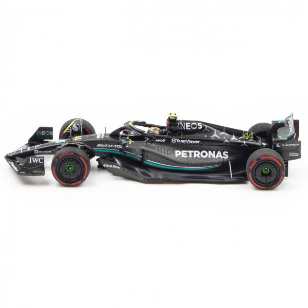 Mercedes AMG Petronas F1 Team W14 Hamilton / Russell 2023 1:43