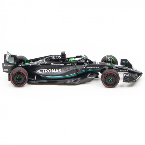 Mercedes AMG Petronas F1 Team W14 Hamilton / Russell 2023 1:43
