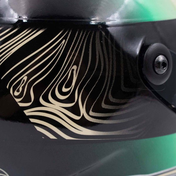 Mick Schumacher Casque miniature 2024 1/2