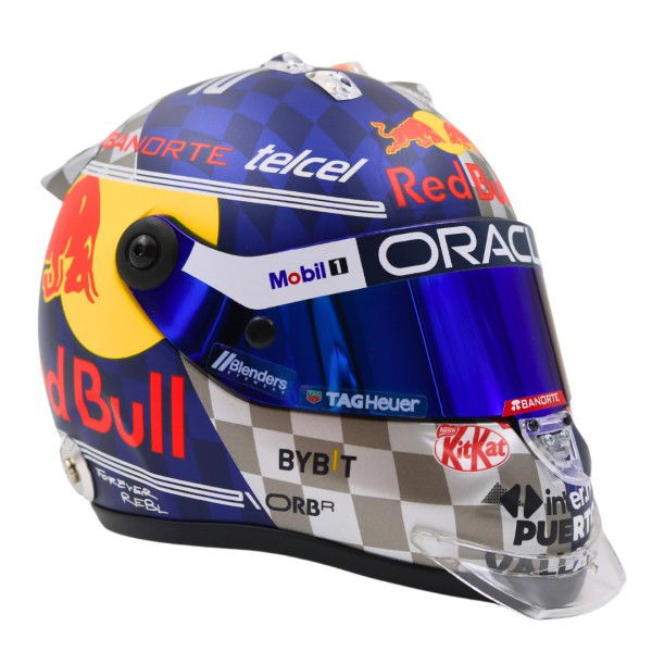 Sergio Pérez Casco en miniatura Fórmula 1 GP Silverstone 2024 1/2