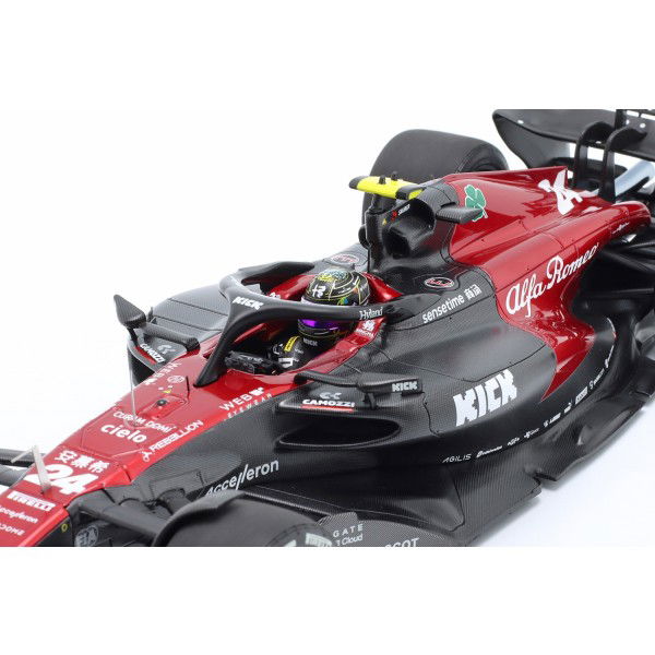 Zhou Guanyu Alfa Romeo F1 Team Stake C43 Formel 1 2023 1:18