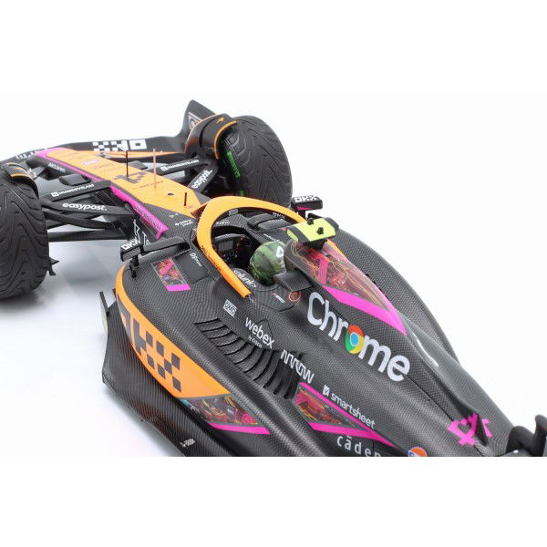 Lando Norris McLaren F1 Team MCL36 Formel 1 Singapur GP 2022 1:18