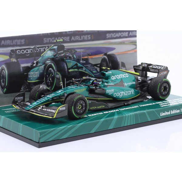 Sebastian Vettel Aston Martin F1 Team AMR22 Singapur GP 2022 1:43