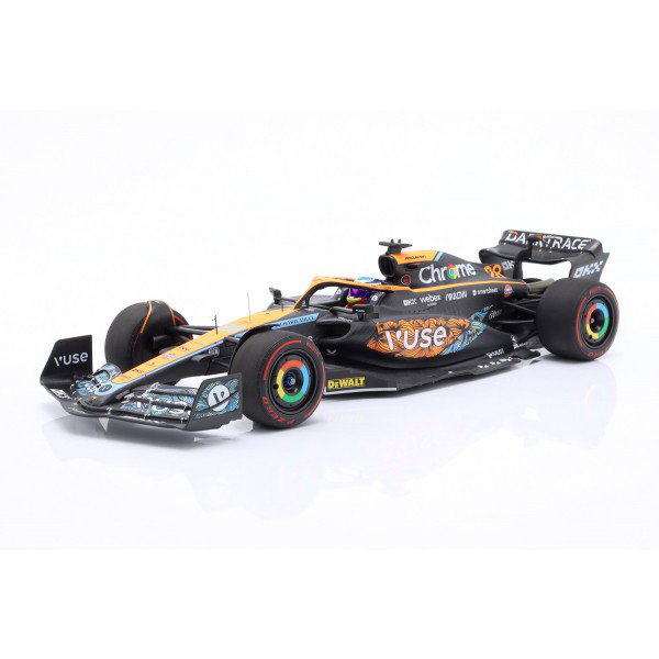 Oscar Piastri McLaren F1 Team MCL36 Testfahrt Abu Dhabi 2022 1:18