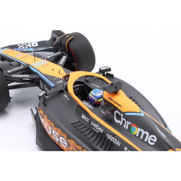 Oscar Piastri McLaren F1 Team MCL36 Testfahrt Abu Dhabi 2022 1:18