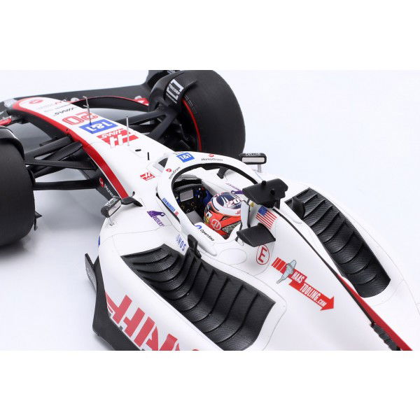 Kevin Magnussen Haas F1 Team VF-22 Formel 1 Brasilien GP 2022 1:18