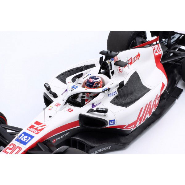 Kevin Magnussen Haas F1 Team VF-22 Formel 1 Brasilien GP 2022 1:18