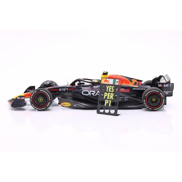 Sergio Pérez Oracle Red Bull Racing Sieger Saudi-Arabien GP 2023 2023 1:18