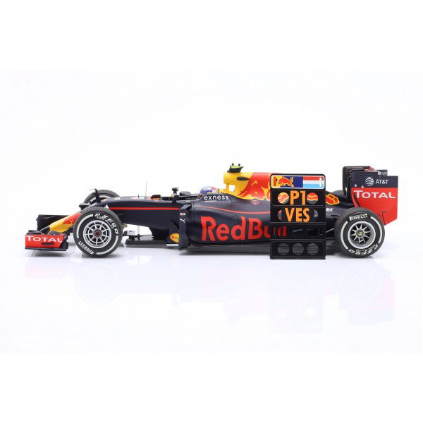 Max Verstappen Red Bull Racing Sieger Spanien GP 2016 1:18