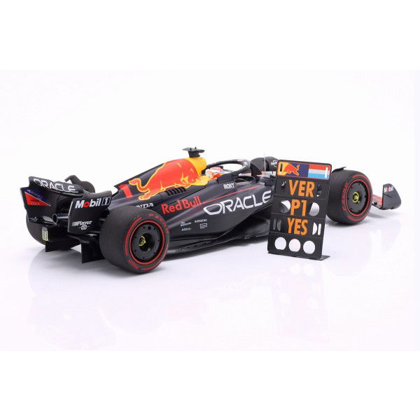 Max Verstappen Oracle Red Bull Racing Sieger Bahrain GP 2023 1:18