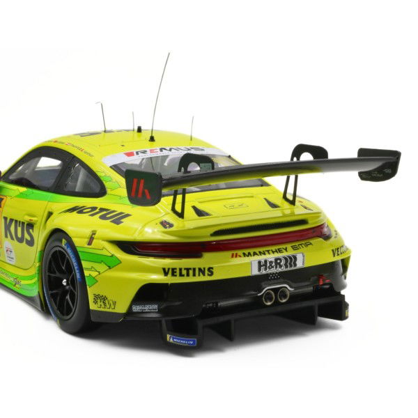 Manthey-Racing Porsche 911 GT3 R - 2024 Carrera de 24h de Nürburgring #911 1/18