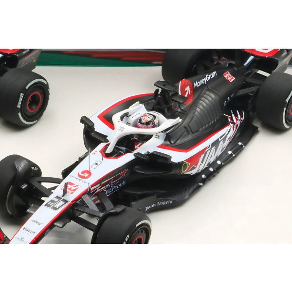 Haas F1 Team Hülkenberg / Magnussen Austin GP 2023 Doppel-Set 1:43