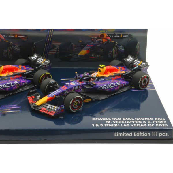 Oracle Red Bull Racing Verstappen / Pérez Las Vegas GP 2023 1:43