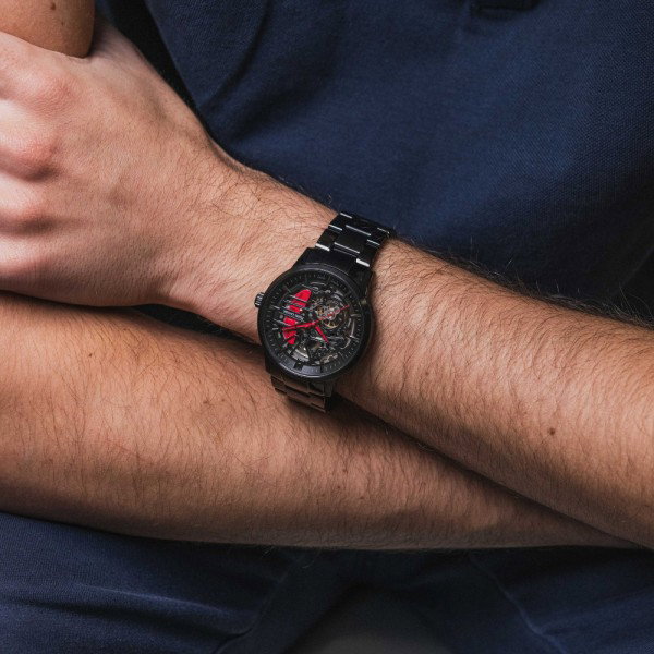 Paddock Montre Acier inoxydable noir / rouge