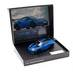 Manthey-Racing Porsche 911 GT2 RS MR 1/43 azul Collector Edition